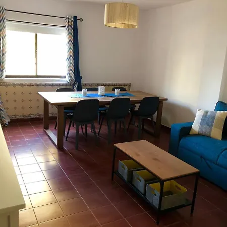 Beautiful T2 Olhos Do Mar דירה אולוס די אגווה