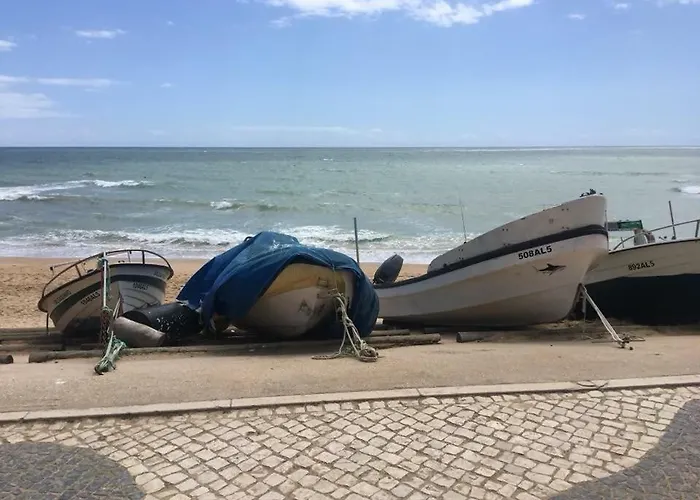Beautiful T2 Olhos Do Mar דירה