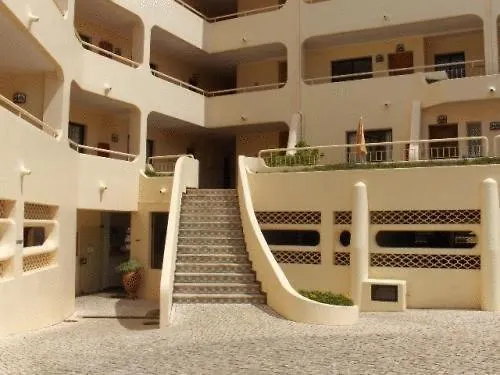 Beautiful T2 Olhos Do Mar Apartament